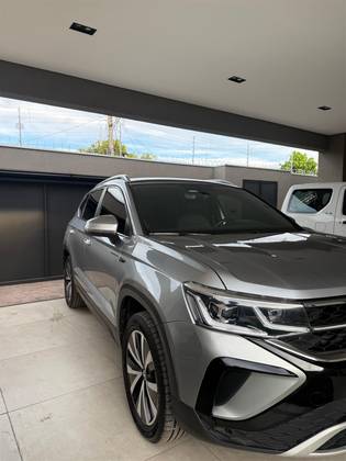 VOLKSWAGEN TAOS 1.4 250 TSI TOTAL FLEX HIGHLINE AUTOMÁTICO
